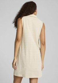 Вязаное платье Вязаное платье