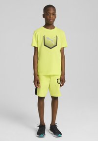 Шорты Шорты