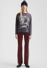 Леггинсы Леггинсы