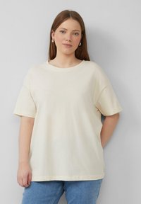 Футболка Футболка