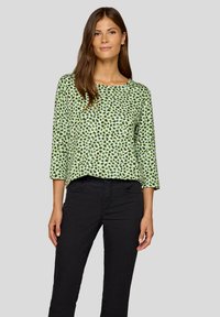 Блузка Блузка