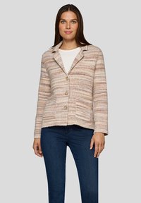 Вязаная кофта Вязаная кофта