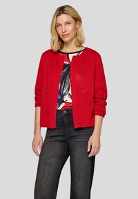 Вязаная кофта Вязаная кофта