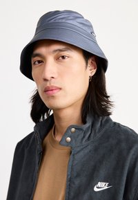 Шляпа Шляпа