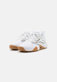 Тренировочные кроссовки Тренировочные кроссовки