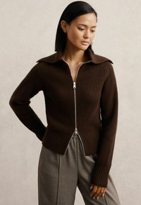 Жилет Жилет