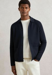 Вязаная кофта Вязаная кофта