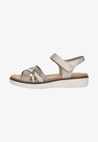 Босоножки на танкетке Босоножки на танкетке