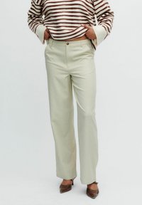 Прямые брюки Прямые брюки