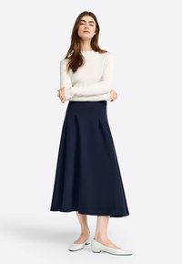 Пуловер Пуловер