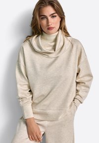 Толстовка Толстовка