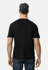 Футболка Футболка