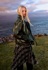 Кожаная куртка Кожаная куртка