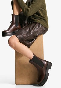 Ботинки челси Ботинки челси