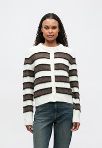 Кардиган Кардиган