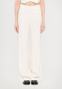 Широкие брюки Широкие брюки