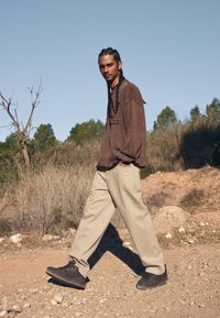 Пуловер Пуловер