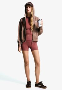 Толстовка Толстовка