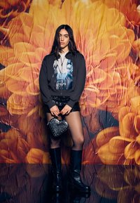 Толстовка Толстовка