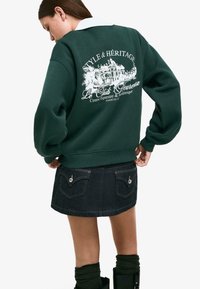 Толстовка Толстовка