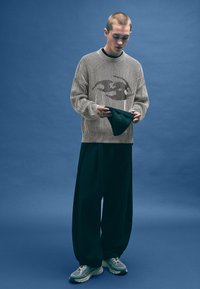 Пуловер Пуловер