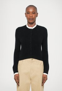 Жилет Жилет