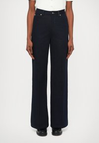 Джинсы Джинсы