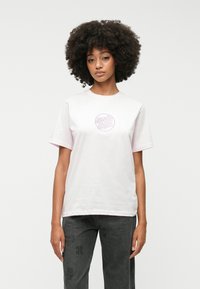 Футболка Футболка