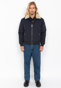 Куртка бомбер Куртка бомбер