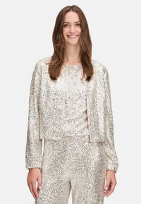 Короткая куртка Короткая куртка