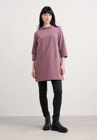 Длинная майка Длинная майка