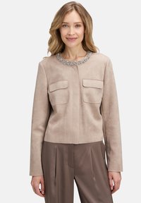 Кожаная куртка Кожаная куртка