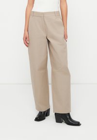 Широкие брюки Широкие брюки