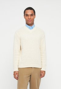 Пуловер Пуловер