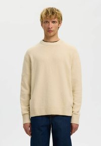 Пуловер Пуловер