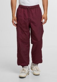 Спортивные штаны Спортивные штаны