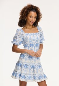 Блузка Блузка