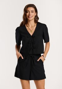 Блузка Блузка