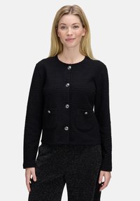 Вязаная кофта Вязаная кофта