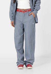 Широкие брюки Широкие брюки