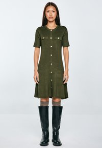 Вязаное платье Вязаное платье