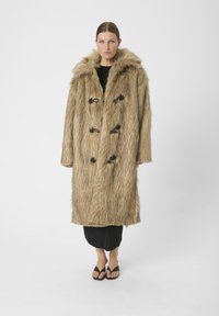 Пальто Пальто