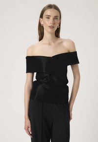 Футболка Футболка