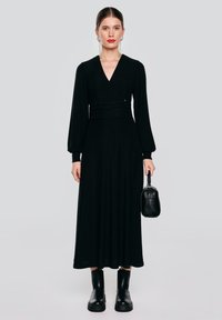 Летнее платье Летнее платье