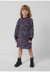 Платье Платье