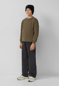 Джинсы Джинсы