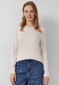 Лонгслив Лонгслив