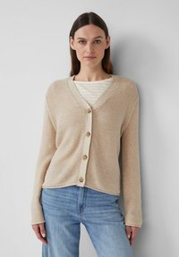 Вязаная кофта Вязаная кофта