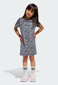 Платье Платье