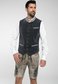 Жилет Жилет